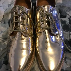 Gold women shoes